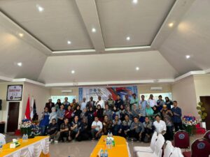 Tim Akreditasi dari BAN PT dan Civitas Universitas Werisar